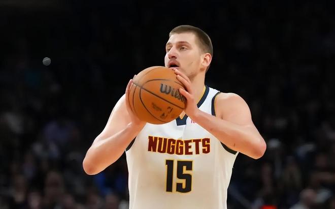 NBA常规赛四场焦点战：开拓者捍卫主场，火箭避