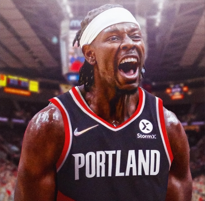 35岁朱霍勒迪率开拓者爆冷击败快船，冲击季后赛