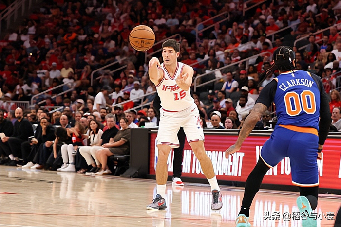 火箭轻取尼克斯谢泼德爆发助球队3连胜