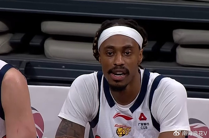 广厦主场告负广东三连胜冲击前四