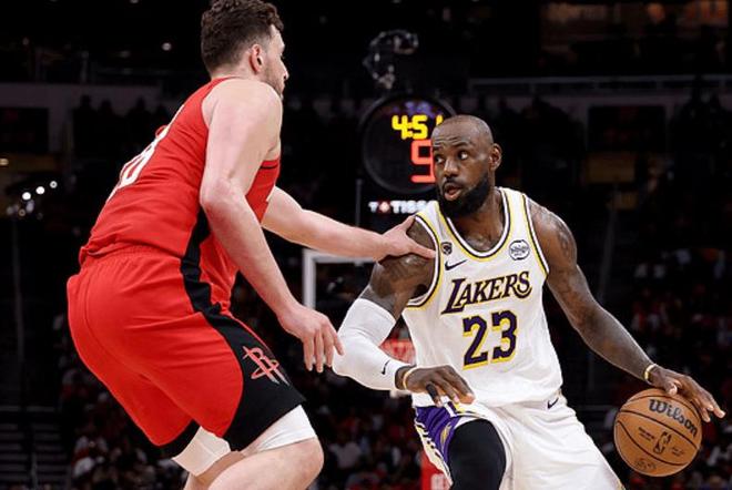 NBA季后赛首轮收官 雷霆马刺晋级8强
