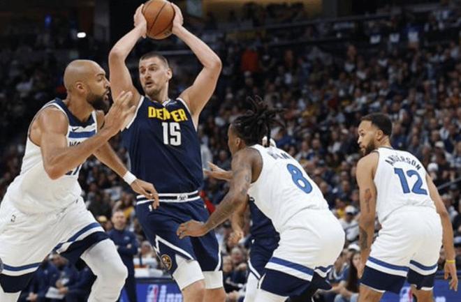 NBA季后赛首轮收官 雷霆马刺晋级8强