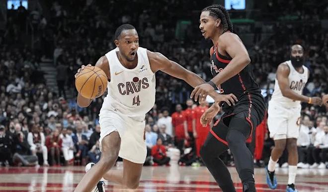 NBA季后赛首轮收官 雷霆马刺晋级8强